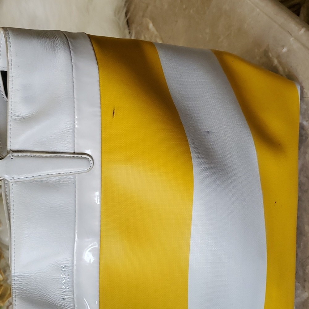 Coach sunburst yellow white stripe shoulder bag - Picture 3 of 16